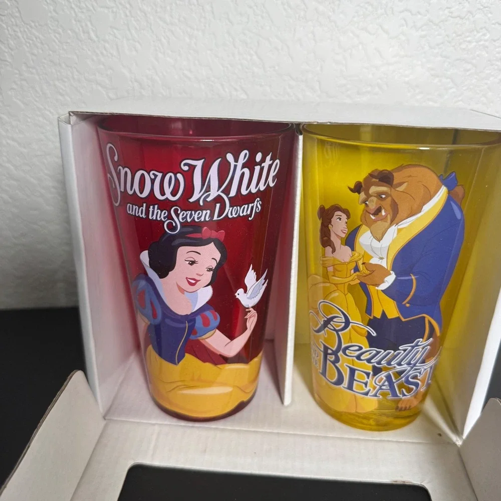 Disney Glassware Set Unisex 16oz Multicolor Snow White Beauty and the Beast 2pk
